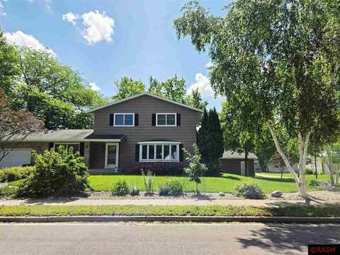 1715 Boettger Road, New Ulm, MN 56073