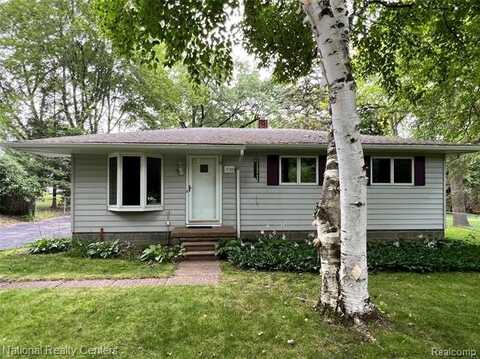1739 Weymouth Street, West Bloomfield, MI 48324