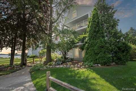 3559 Port Cove Drive, Waterford, MI 48328