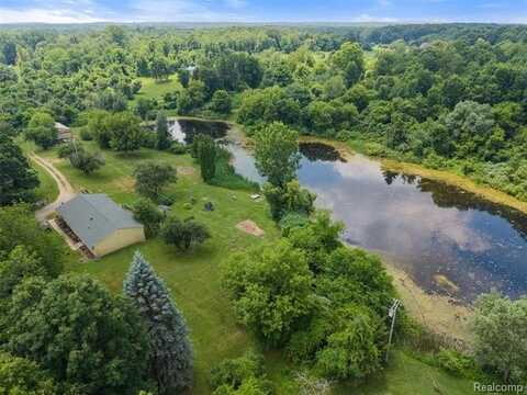 2650 N Lake George Road, Metamora, MI 48455