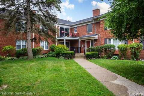 27653 W w echo valley Road, Farmington Hills, MI 48334