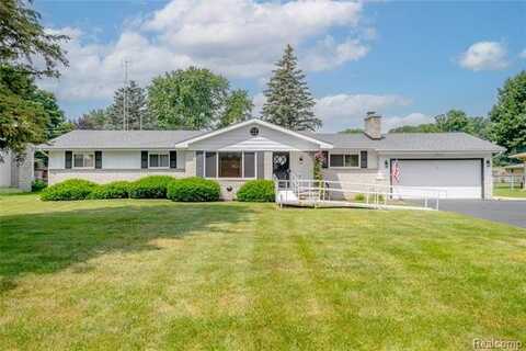 2195 Briar Lane, Burton, MI 48509
