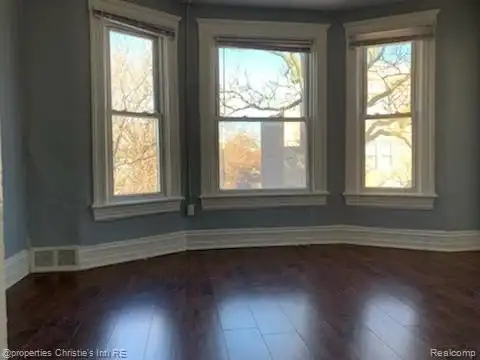 4207 4th Street, Detroit, MI 48201