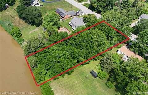 4363 North River Road, Fort Gratiot, MI 48059