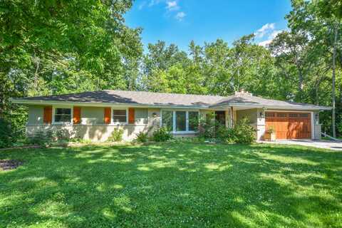 380 Glenview Ln, Grafton, WI 53024