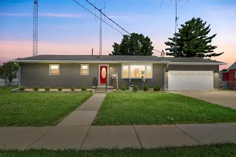 214 Hart St, Watertown, WI 53094