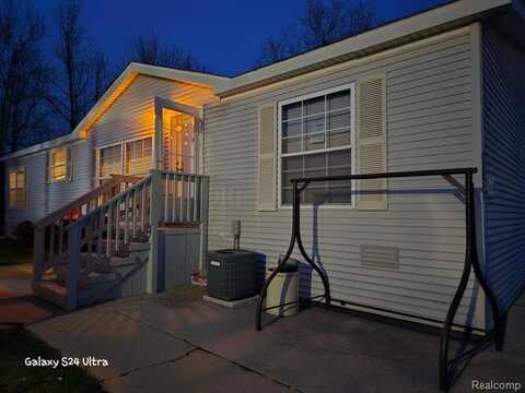 10414 N PARK Street, Casco, MI 48064