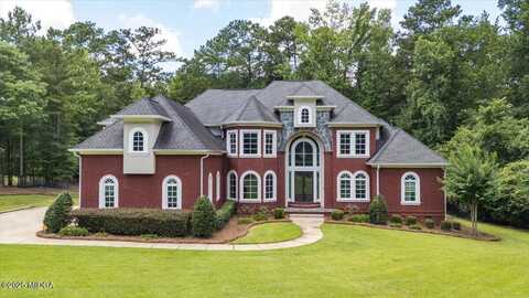 110 Aston Hall, Macon, GA 31210
