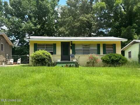 3712 Sunset Drive, Jackson, MS 39213