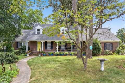 2 Glen More Drive, Poquoson, VA 23662