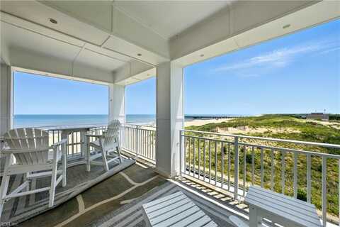 3738 Sandpiper Road, Virginia Beach, VA 23456