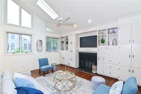 216 71st Street, Virginia Beach, VA 23451