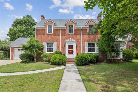 5 Holly Drive, Newport News, VA 23601