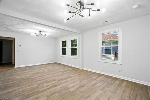 31 Jouett Street, Portsmouth, VA 23702