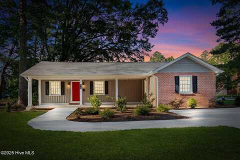 419 W Burnette Avenue, Enfield, NC 27823