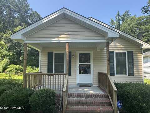 12719 South Street, Whitakers, NC 27891