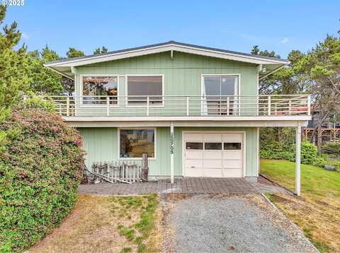 26765 NEDONNA AVE, Rockaway Beach, OR 97136