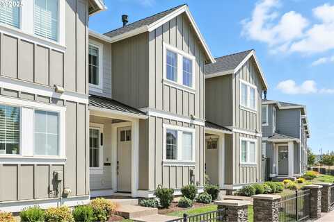 4050 SE CENTURY BLVD, Hillsboro, OR 97123