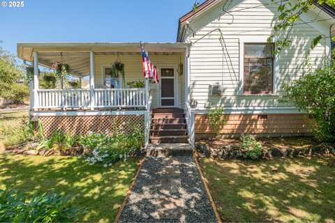 730 N MAIN ST, Brownsville, OR 97327
