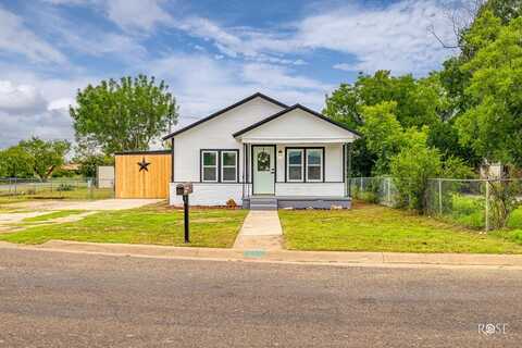 935 E 40th St, San Angelo, TX 76903