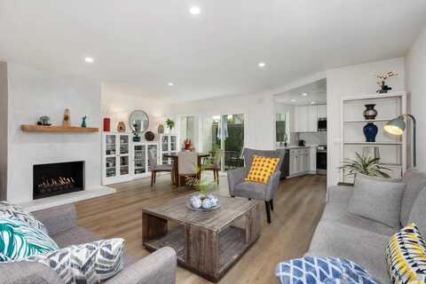 2819 Unicornio St., Carlsbad, CA 92009