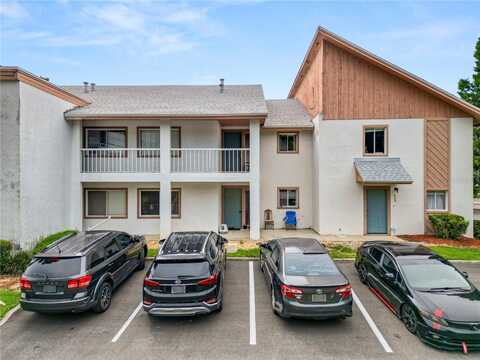 404 COUNTRY LANE NE, WINTER HAVEN, FL 33881