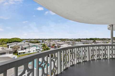 2381 Sunset Avenue, Lake Worth, FL 33461