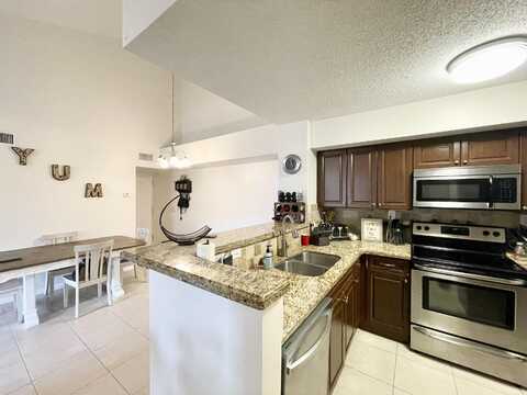 7912 Sonoma Springs Circle, Lake Worth, FL 33463