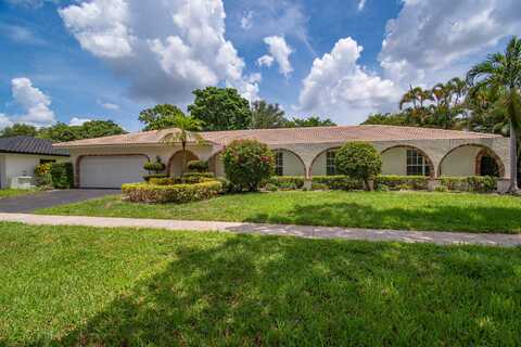 6749 S Grande Drive, Boca Raton, FL 33433