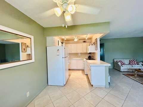 317 Windsor N, West Palm Beach, FL 33417