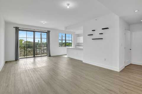 4100 SW 64th Avenue, Davie, FL 33314
