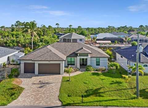 15136 HENNIPEN CIRCLE, PORT CHARLOTTE, FL 33981