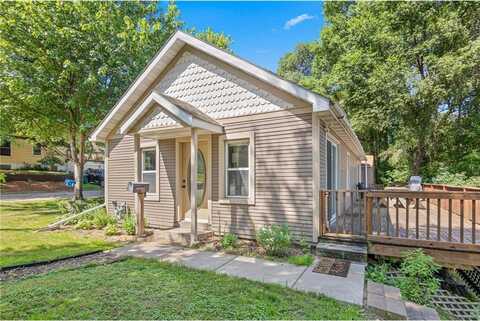706 2nd Avenue NW, New Brighton, MN 55112