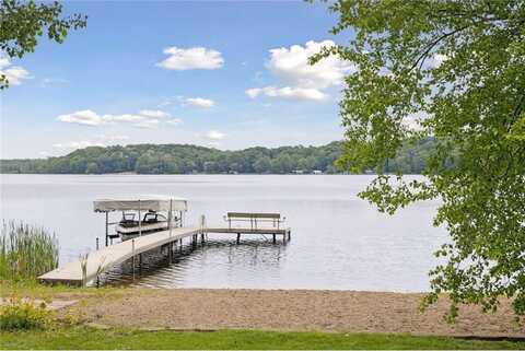 3920 Hawthorne Circle, Excelsior, MN 55331