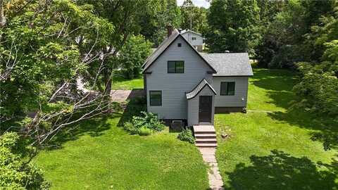422 Park Avenue, Sandstone, MN 55072