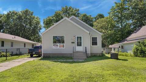 806 8th Street SW, Willmar, MN 56201