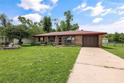 2000 W Wood ST, Rogers, AR 72756