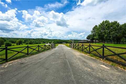 519 Reed Valley RD, Fayetteville, AR 72704