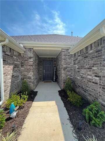 4375 Topeka AVE, Fayetteville, AR 72704