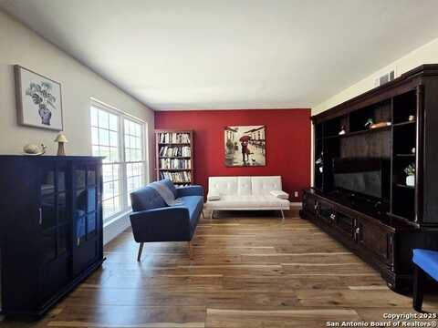 8702 Village Dr, San Antonio, TX 78217