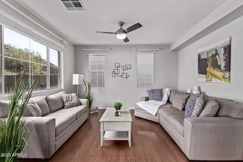 227 W MOUNTAIN SAGE Drive, Phoenix, AZ 85045