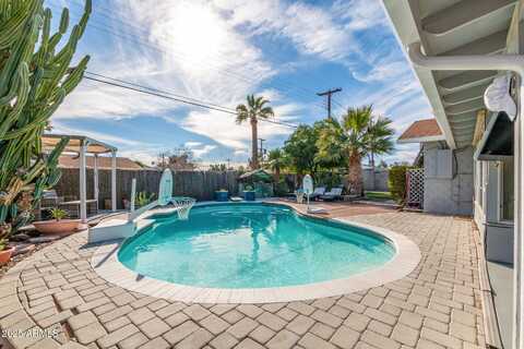 8613 E VIRGINIA Avenue, Scottsdale, AZ 85257
