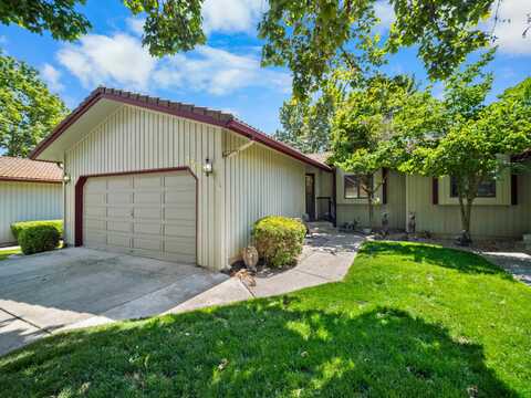 3808 S Alder Dr, Spokane, WA 99223