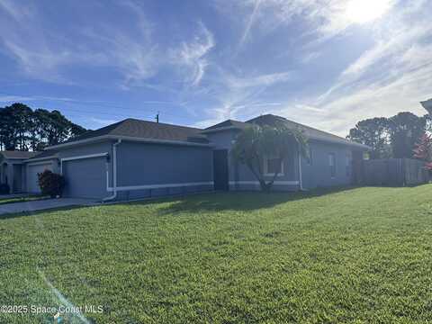 4009 Knight Avenue, Melbourne, FL 32901