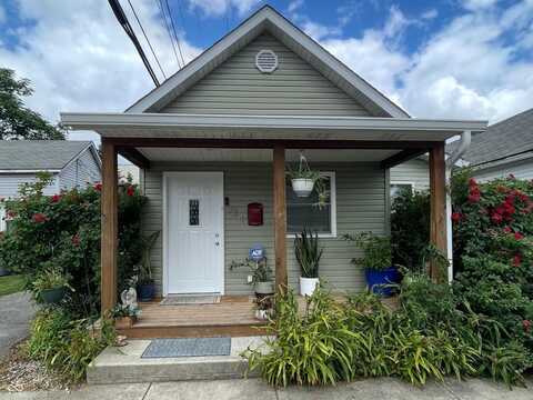 334 E Pennsylvania Street, Shelbyville, IN 46176