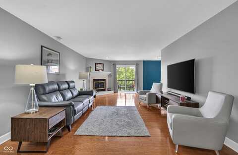 8650 Jaffa Ct W Drive, Indianapolis, IN 46260