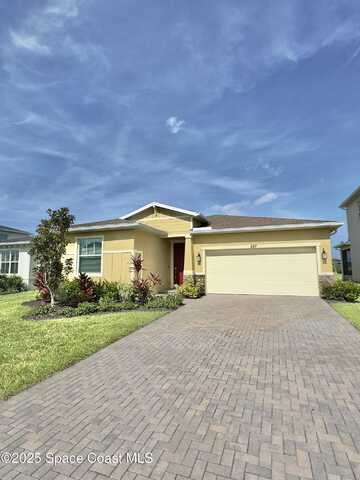 687 Veridian Circle NW, Palm Bay, FL 32907