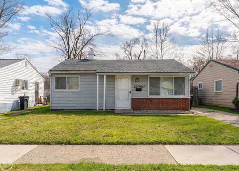 22000 Blackstone, Oak Park, MI 48237