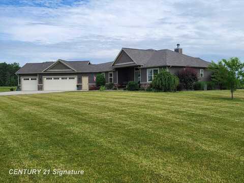 10909 Sarle Rd., Freeland, MI 48623