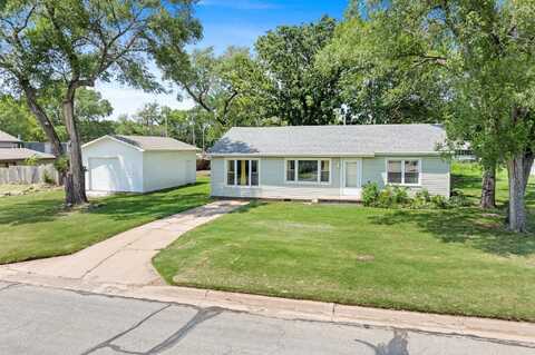 720 Main St, Towanda, KS 67144